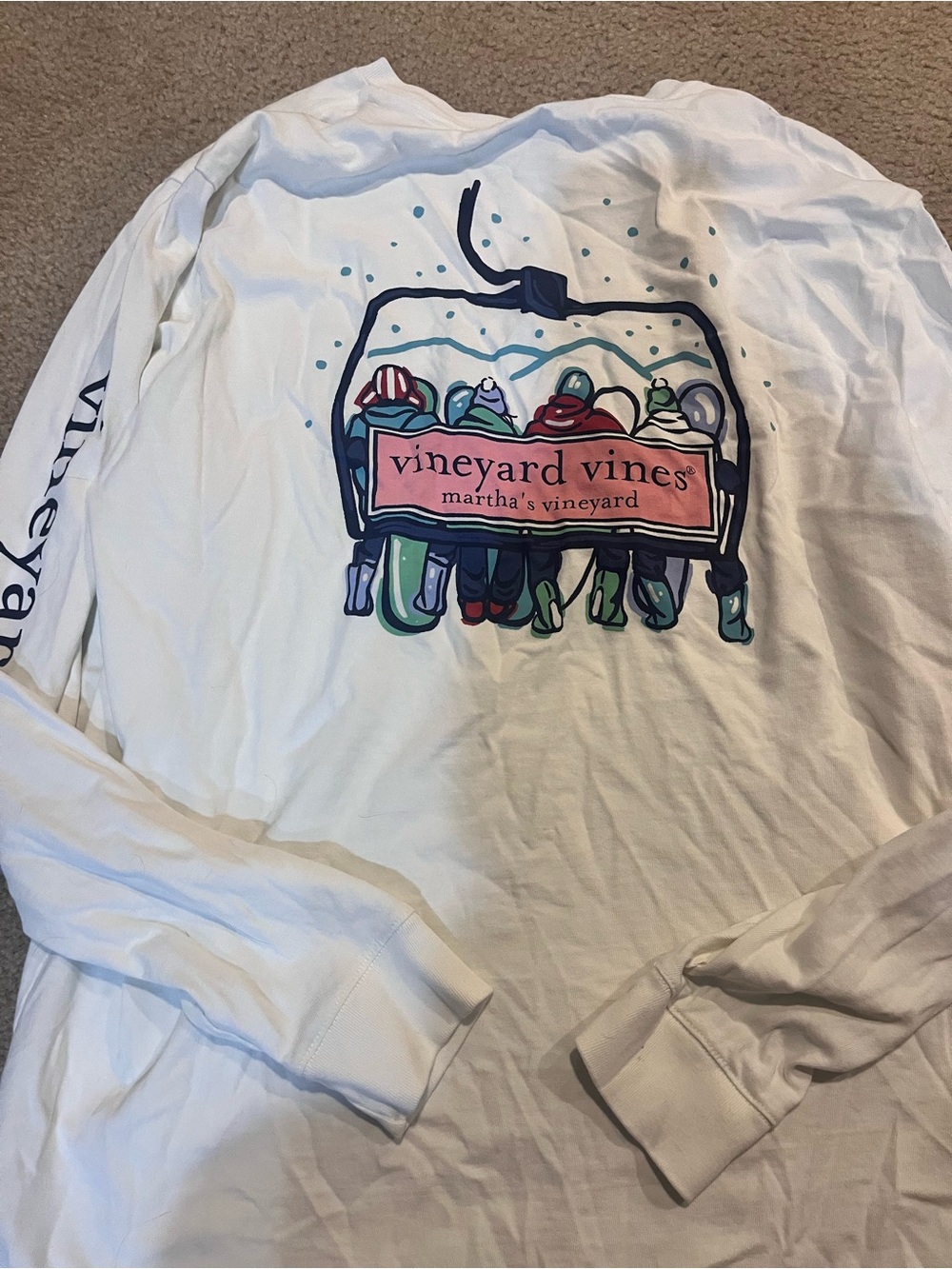 Vineyard Vines Martha’s Vineyard Long Sleeve with Colorful Ski Lift Illustration